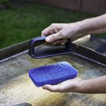 Razor Oversized Griddle Scrub Brush