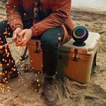 Speaqua - Haut-parleur Bluetooth portable étanche Barnacle X avec stockage intégré (2 000 chansons) - Noir raie manta